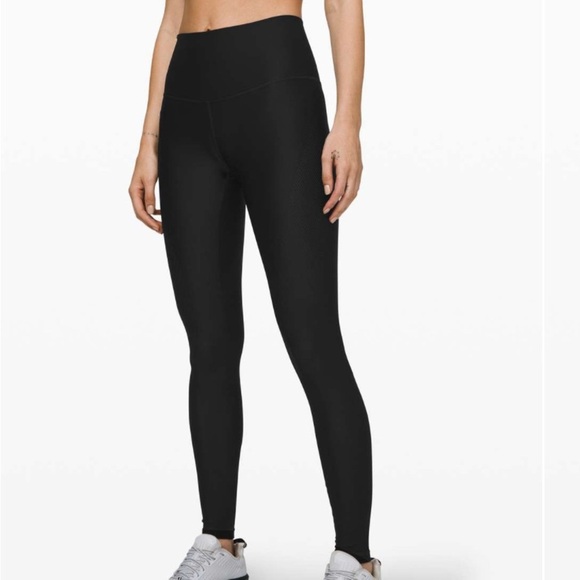 Lululemon Mapped Out High-Rise Tight 28"
Black / Black - Picture 1 of 7